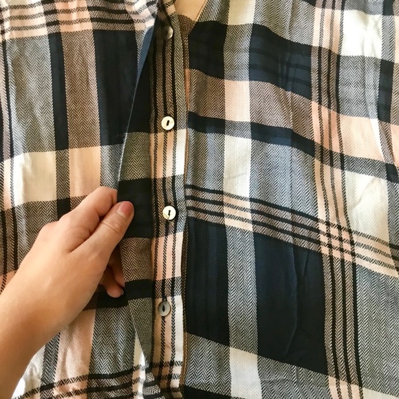 Daisy Shoppe plaid button down shirt - Picture 2 of 6